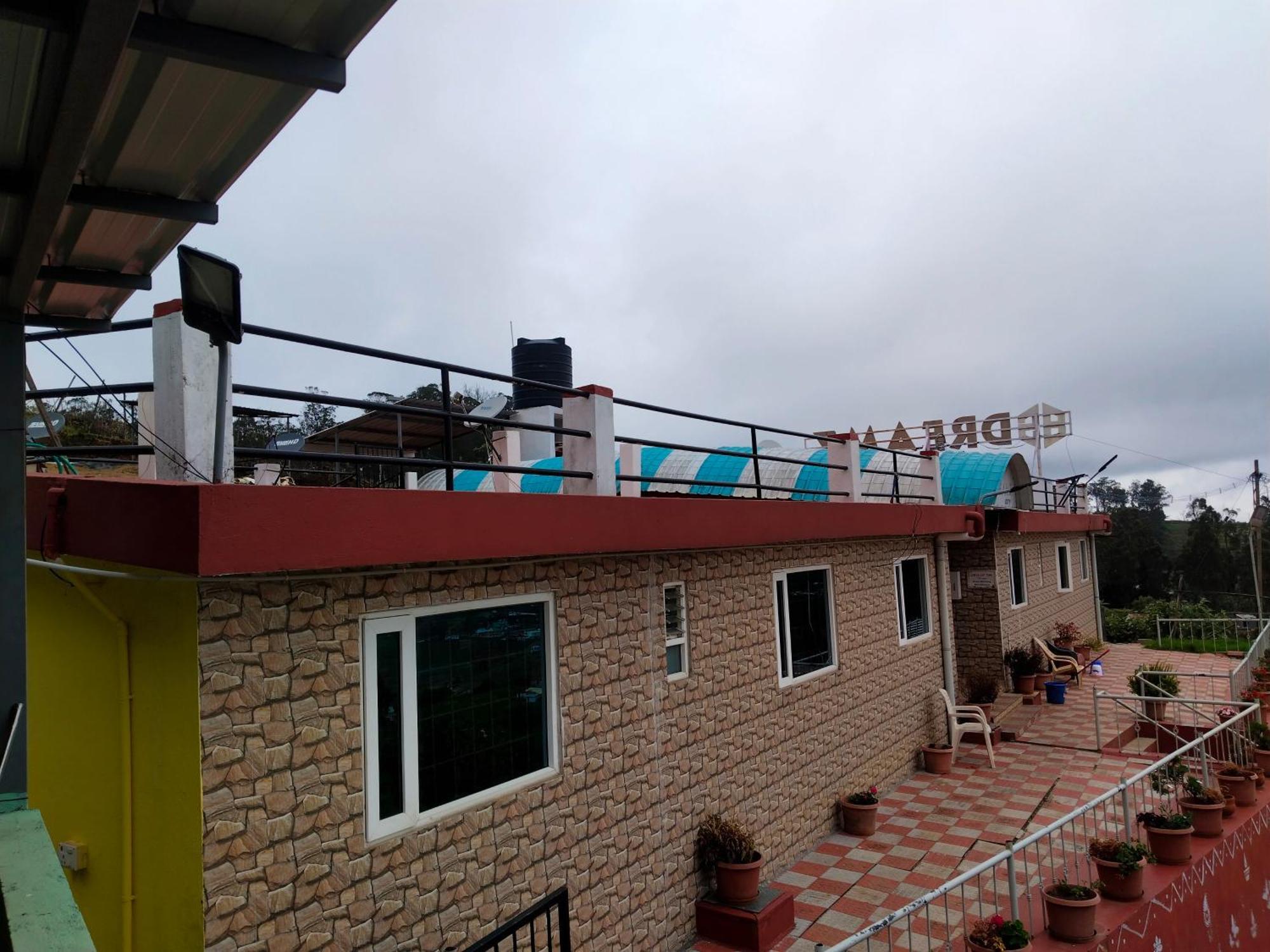 Bs Dreamz Ooty Apartment Bagian luar foto